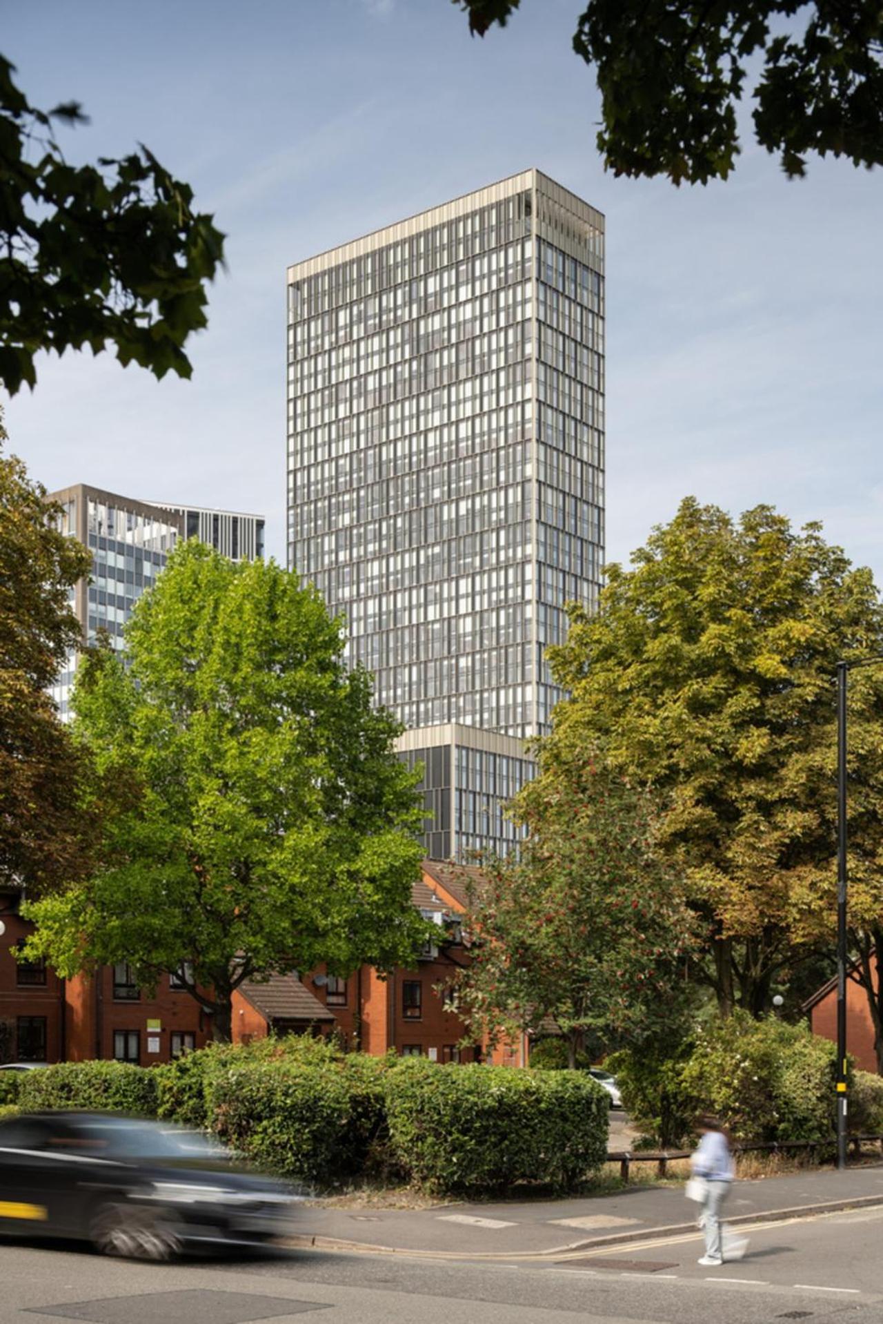 Mercian Luxury Serviced Apartments- Birmingham City Centre - Your Perfect Stay - Gym Rooftop Terrace Cinema Room Exterior foto