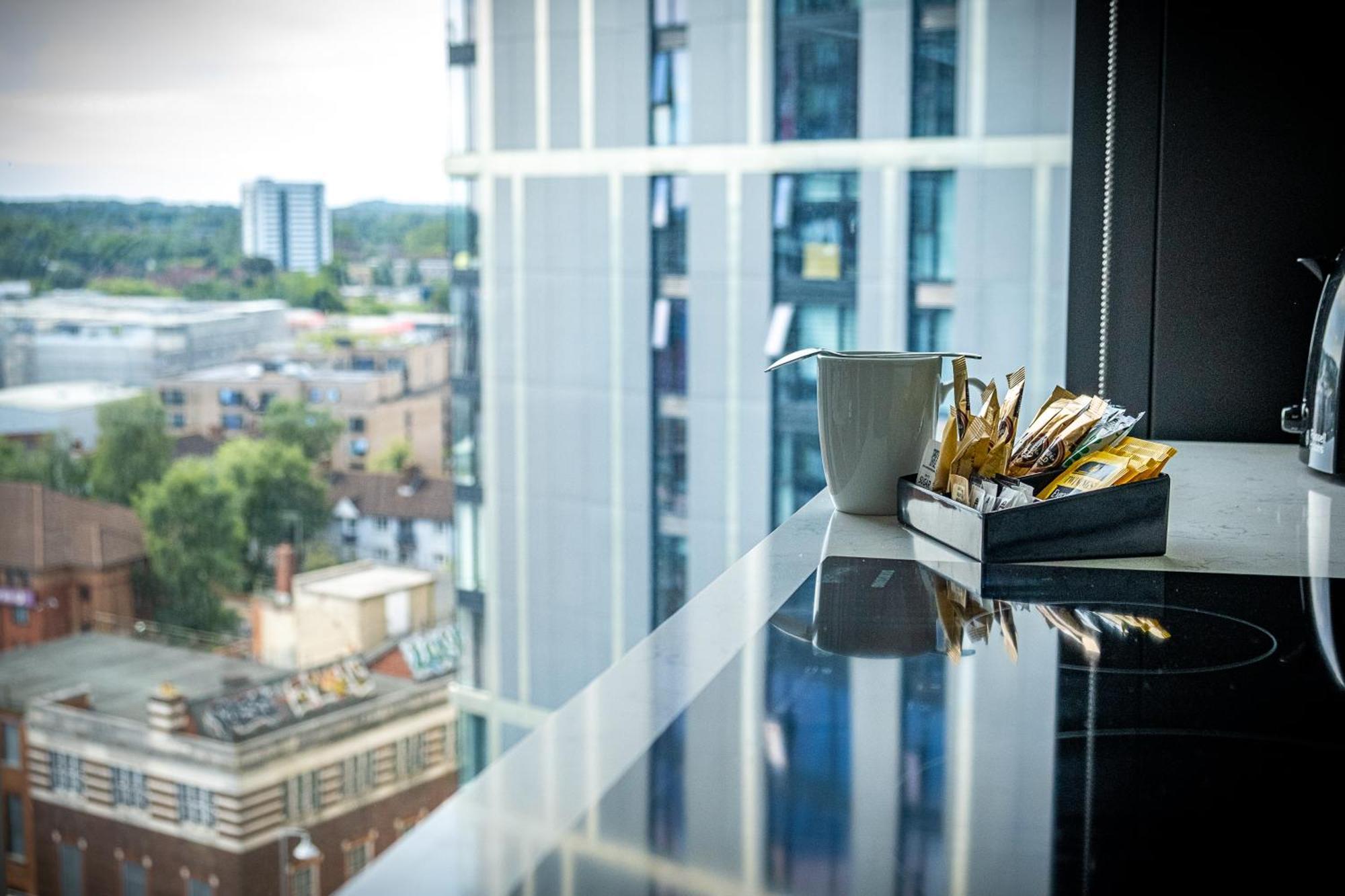 Mercian Luxury Serviced Apartments- Birmingham City Centre - Your Perfect Stay - Gym Rooftop Terrace Cinema Room Exterior foto