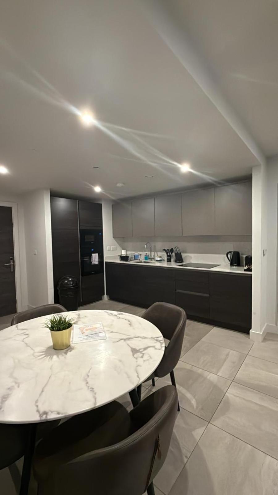 Mercian Luxury Serviced Apartments- Birmingham City Centre - Your Perfect Stay - Gym Rooftop Terrace Cinema Room Exterior foto
